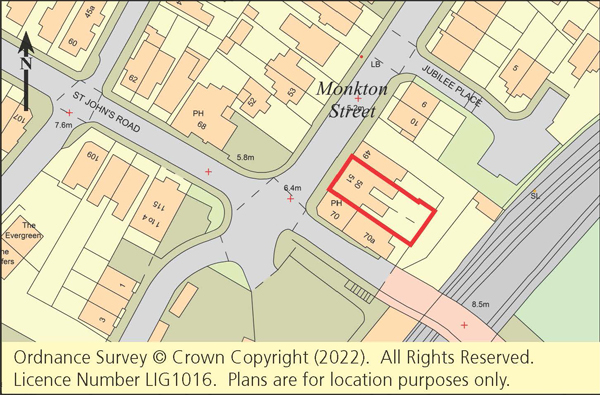 Lot: 35 - TWO FREEHOLD COTTAGES AND A FORMER CONVENIENCE STORE WITH POTENTIAL -